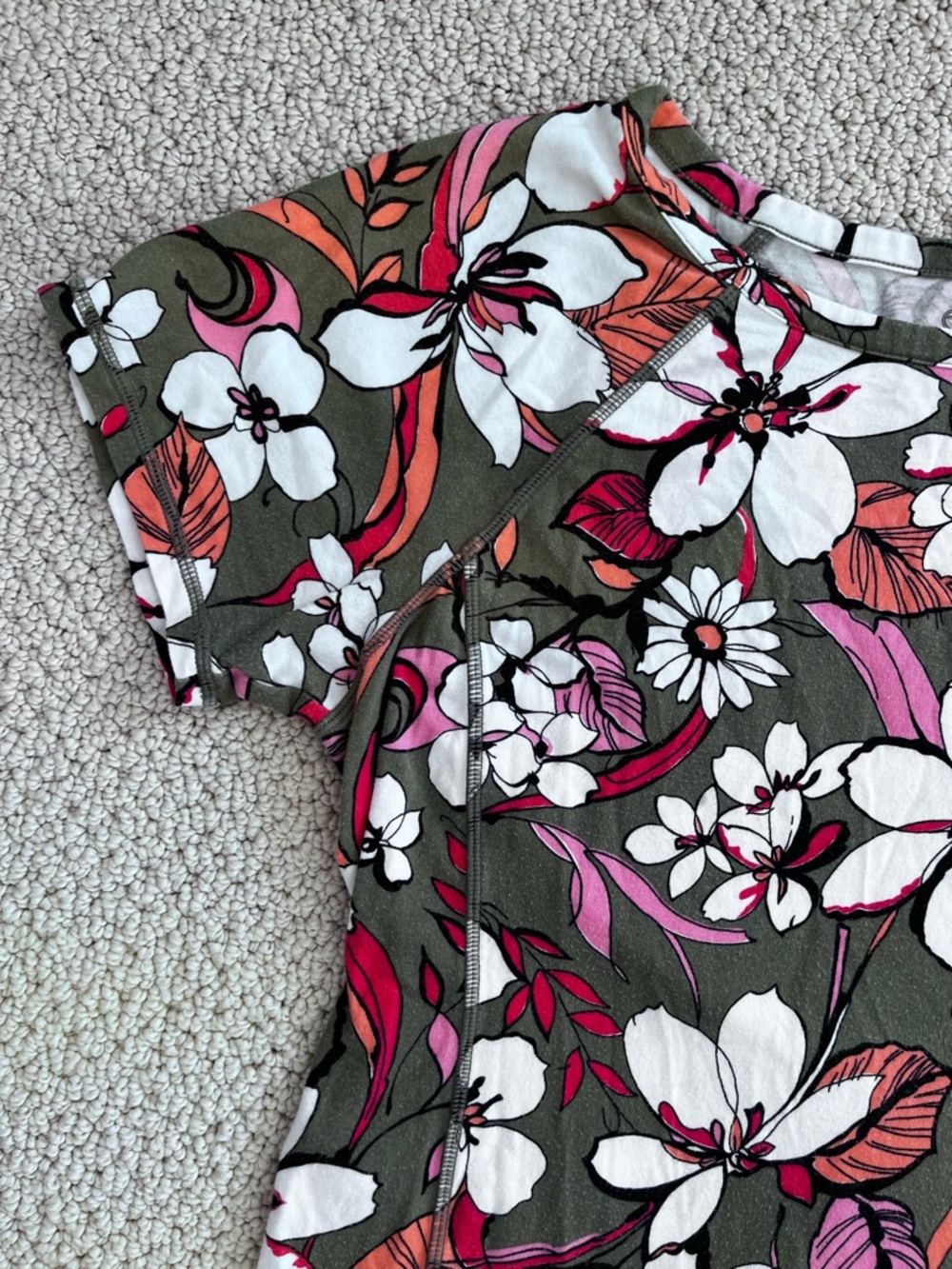 Talbots Floral T-Shirt Size Medium - Picture 3 of 10